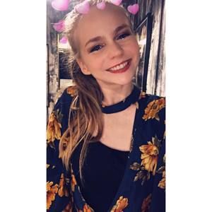 Meet your Posher, Carly